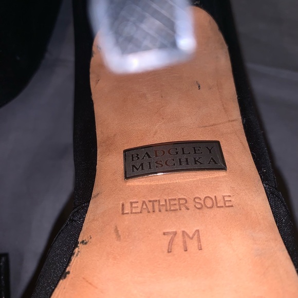 Badgley Mischka Peep Toe Bow Heels Size 7 - Picture 5 of 6